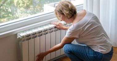 Stire din Social : Riscă amenzi, dar, totuşi, se debranşează ilegal de la Termoficare?
