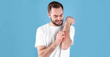 Stire din Sănătate : Furnicăturile și mâncărimile pot indica un deficit de vitamina B12