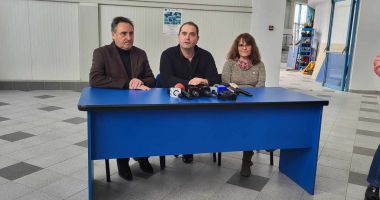 Eveniment unic la Constanţa. S-a născut primul delfin viu din România - 2