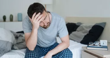 Dureri de cap frecvente? Probabil că nu beți suficientă apă