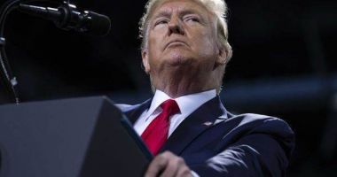 Stire din Actualitate : Donald Trump l-a acuzat pe Barack Obama de ”trădare”