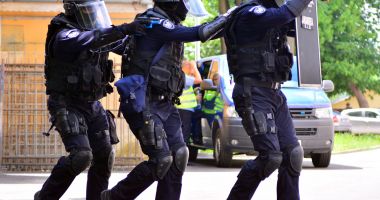 Litoral "scăldat" în droguri, în minivacanță. "Cocaina roz", stupefiantul bogaților, depistată la Constanța - 2