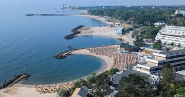 Stire din Social : Îngrijorarea specialiștilor! Apa Mării Negre, prea caldă în decembrie!