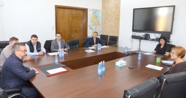 Copiii ucraineni devin parte a comunității constănțene. Alături de colegii români, vor primi laptopuri - 2