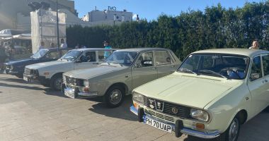 Evenimentul Dacia Clasic a reunit zeci de iubitori ai legendarelor autoturisme. "Și azi plâng după ea" - 4