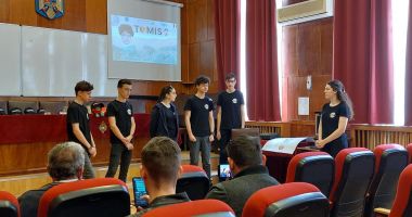 Elevii Colegiului Național „Mircea cel Bătrân” au impresionat juriul CanSat