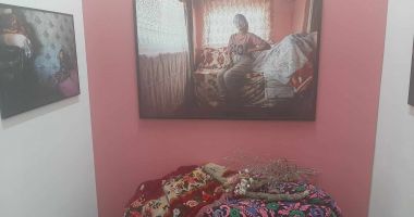 Expoziţia de fotografie „Praguri” explorează amintirile copilăriei din satele Dobrogei - 2