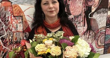 „Călătoria“ Mirelei Dimcea - expoziția în care fragilitatea devine forță, iar culoarea vorbește - 2