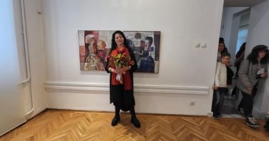 Stire din Cultură-Educație : „Călătoria“ Mirelei Dimcea - expoziția în care fragilitatea devine forță, iar culoarea vorbește