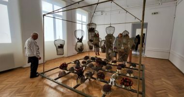 Stire din Cultură-Educație : Manifestul unei generaţii de sculptori, expus pe simezele Muzeului de Artă Constanţa
