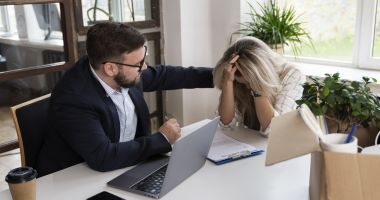 Stire din Eveniment : Inculpați specializați în escrocherii imobiliare au dat o lovitură de 120.000 de euro