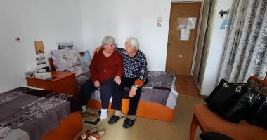 Viaţa la cămin! Soții Constanța și Ștefan Petrescu, un exemplu de iubire necondiționată. "Ne-am mutat în opt case!" - 2