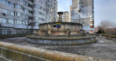 Stire din Social : Fântâna Dragonului zace în degradare. Va fi aceasta clasată ca monument istoric?