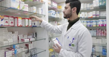 Stire din Social : O nouă criză în farmacii. "Nu-i pasă nimănui de bieţii bolnavi"