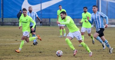 Stire din Sport : Farul Constanţa va juca în play-out în Superligă. "Adversarii de acolo vor fi foarte dificili"
