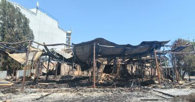 Incendiu provocat? După 15 ani de abandon, flăcările au ras clubul Bellagio - 3