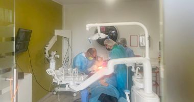 Stire din Sănătate : Tratamente personalizate pentru faţetele dentare, la Clinica M&M Dental Team din Constanţa