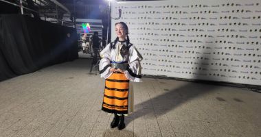 Alice Olivia Ghile, tânăra care a cucerit folclorul românesc la malul mării - 2