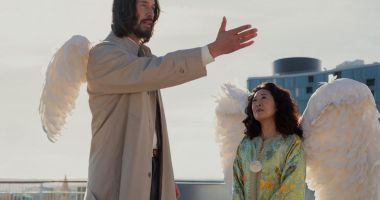 Stire din Cultură-Educație : Invitaţie la film! Prinţi întunecaţi, monştri peticiţi şi prietenii greu încercate