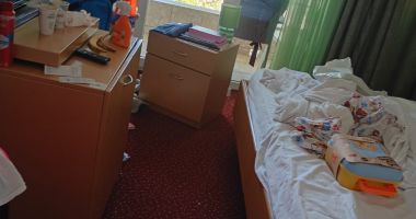 Stire din Social : Hotelierii, disperați! Alarme în prosoape și lenjerii, pentru a-i împiedica pe turiști să le fure