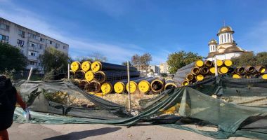 Fostele galerii Soveja s-au transformat într-un focar de infecţie. "Când deschid dimineaţa geamul, mi-e groază" - 5