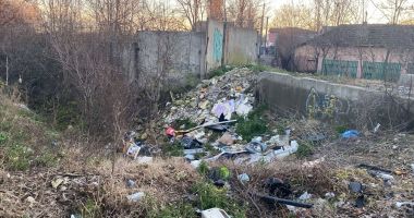 Focarul de infecție din Poarta 6. "Avem noroc că-i frig afară și nu miroase" - 2