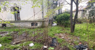 Peisaj de groază în centrul Constanței! Imobilul abandonat care a devenit focar de mizerie - 3