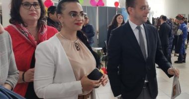 Stire din Cultură-Educație : Iată ce salarii au inspectorii școlari din Constanţa. Veniturile, rotunjite de activitatea din proiectele europene
