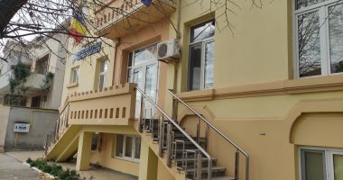 Stire din Cultură-Educație : Cine ar fi crezut? Inspectorii școlari constănțeni, într-un real pericol