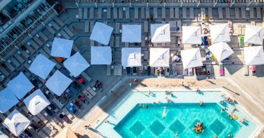 Stire din Eveniment : Turiști în pericol, după ce s-au intoxicat cu clor la piscina unui hotel din Olimp