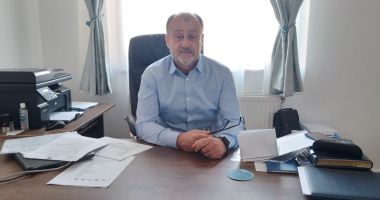 Stire din Politică-Administrație : Iulian Călin reacţionează la acuzaţiile lui Stelian Ion. "Nu îmi voi da demisia din Consiliul Local"