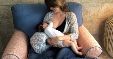 Stire din Sănătate : Stimularea lactației este esențială, în primele luni de viață ale bebelușului