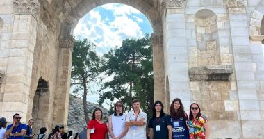 Experiența culturală turcească a unei echipe a Liceului "Lazăr Edeleanu" din Năvodari - 2
