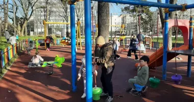 Constănțeni revoltați! Locul de joacă de la Gară se degradează alarmant - 6