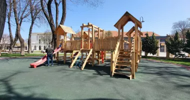 Părinții din Constanța cer locuri de joacă sigure. Insecuritate în parcul „Oleg Danovski” și în mai multe cartiere - 6