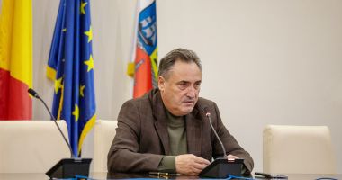 Stire din Politică-Administrație : Turismul de pe litoral, dezbătut de preşedintele CJC cu reprezentanţii OMD-urilor