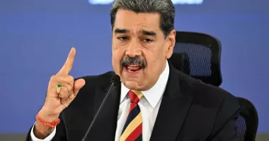 Stire din Actualitate : Președintele Venezuelei, Nicolas Maduro, capturat de americani. „A fost un atac cu succes”