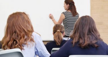Cu o declarație vor să controleze fenomenul meditațiilor. "O umilință totală la adresa profesorilor" - 2