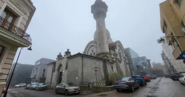 Cea mai mare moschee din România riscă prăbușirea! „Deocamdată, nu putem decât să ne rugăm“ - 3