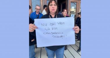 Grevă în muzee şi biblioteci. "Nu îngropaţi cultura! Noi luptăm pentru trecut, prezent și viitor" - 2