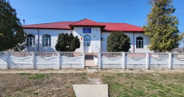 Stire din Cultură-Educație : Școala din Țepeș Vodă, transformată din ruină în muzeu