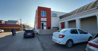 Stire din Social : Vieți salvate de ger și foamete, care trăiesc din pomană. ”Le spunem mereu ce să facă, dar degeaba!”