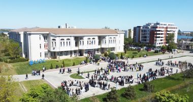 Stire din Cultură-Educație : Învățământul dual universitar de la ”Ovidius” a stârnit interesul absolvenților de liceu