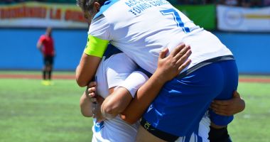 Stire din Sport : Record stabilit de Frontiera Tomis Constanţa. 12 ediţii consecutive ale Cupei României la Oină, câştigate