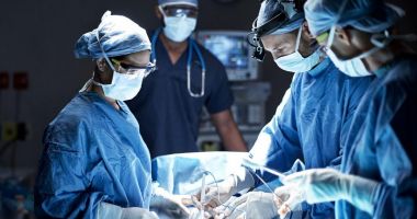 Stire din Social : O femeie cu o formaţiune pseudotumorală, operată cu succes la Spitalul Judeţean Constanţa