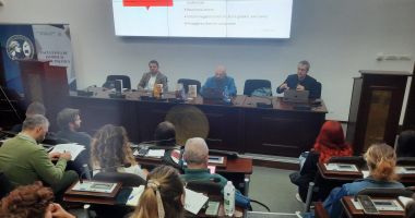 Stire din Cultură-Educație : Combaterea fenomenului de fake news, discuție cu specialiști la Universitatea "Ovidius"
