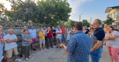 Locuitorii din Palazu Mare și-au strigat supărarea în stradă: "Nu avem parcuri, dar se ridică blocuri!" - 3