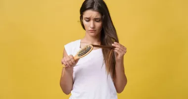 Stire din Sănătate : Semne care arată că firele de păr sunt deteriorate