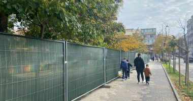 Constănțenii, luați prin surprindere de reabilitarea parcului de lângă Teatrul Național ”Oleg Danovski” - 3