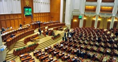 Stire din Politică-Administrație : Parlamentarii constănțeni, în slujba alegătorilor. Programul pentru audienţe